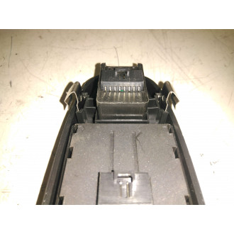 bouton lève vitre iveco 12-14 Ref : 