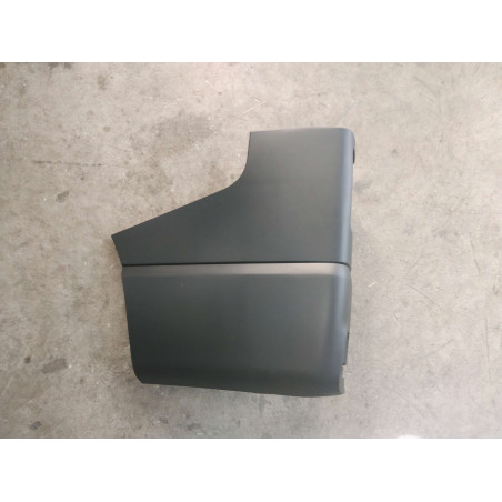 pare choc arrière gauche trafic III Ref : 