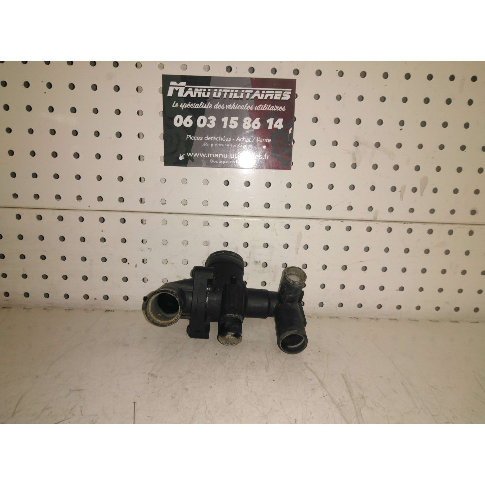 boitier thermostat jumper 3 06-14 Ref : 6C1Q-8A586-AC
