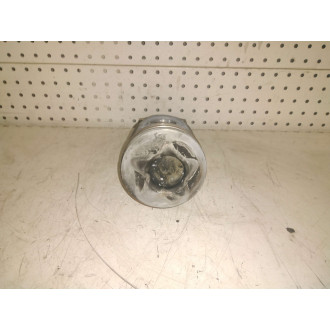 piston moteur Iveco 2,8  Ref : 