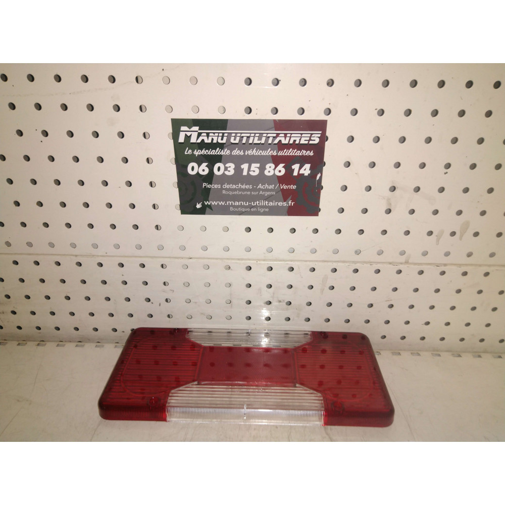cabochon de feu Iveco 06-12 gauche  Ref : 