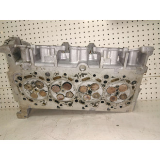 culasse ford transit 2,2  Ref : 6C1Q-6090-AE