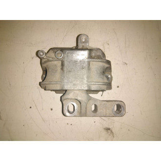 support moteur caddy 04-10