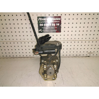 pompe a injection  transit 00/06 Ref : 0986444506
