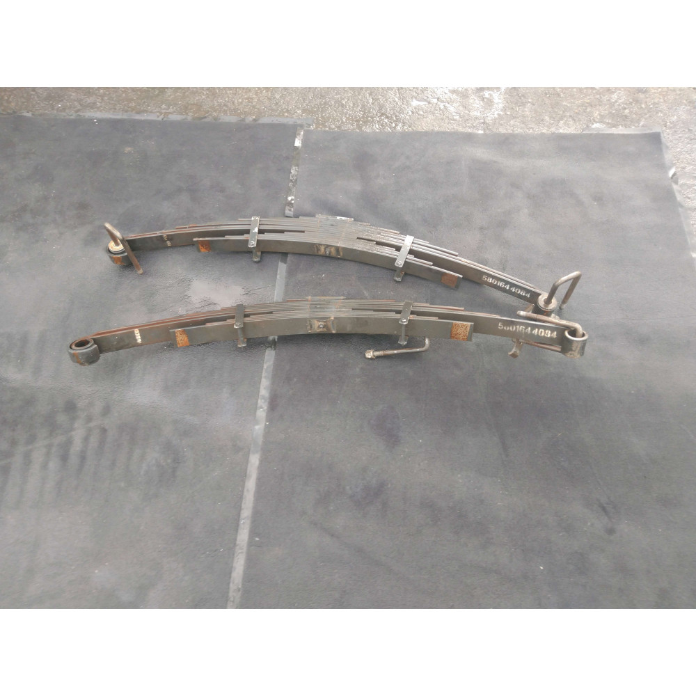 lames de ressort renforcées Iveco 12-14 Ref : 5801644084