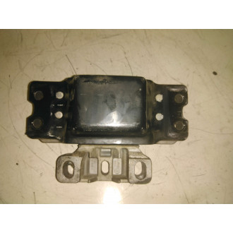 support moteur caddy 04-10 Ref : 1K0199555