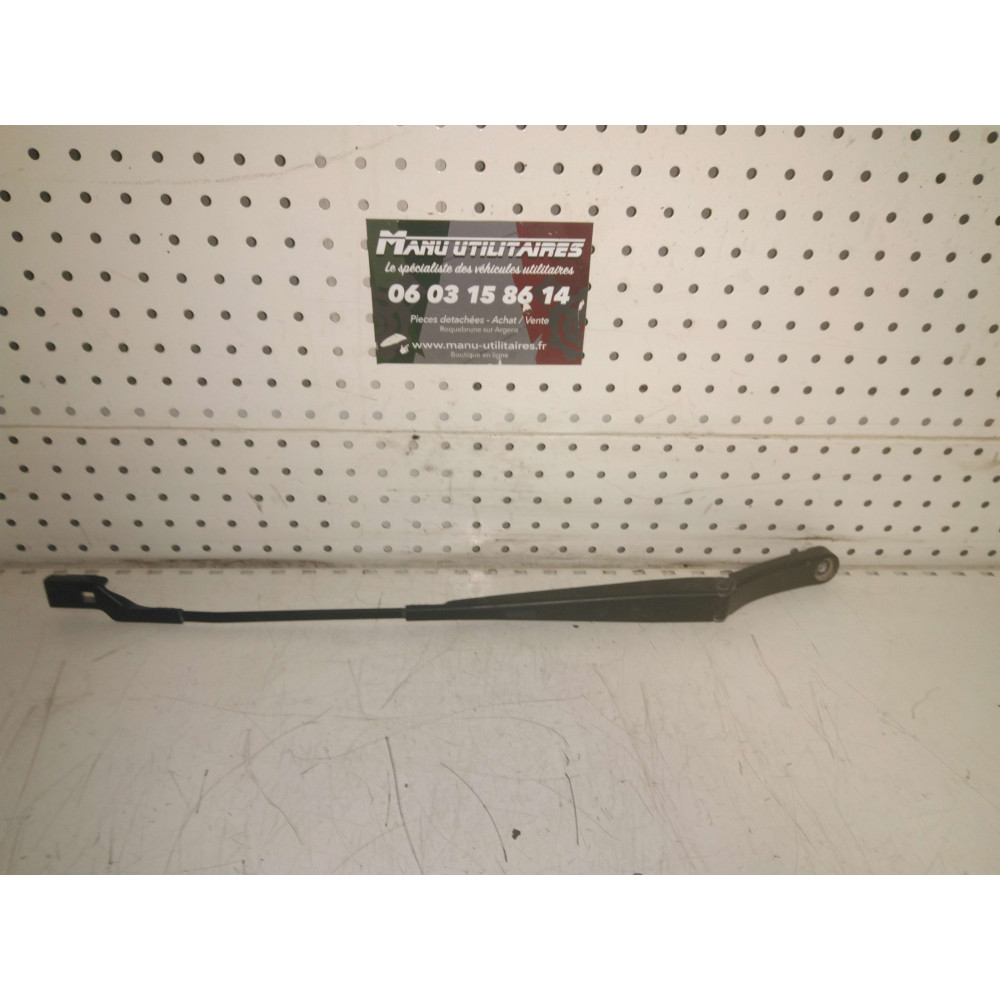 bras d'essuie glace caddy 04-10 Ref : 
