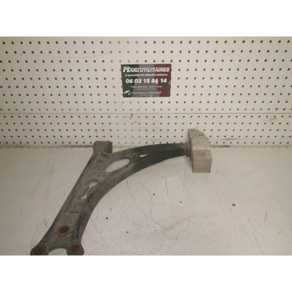 triangle Caddy 04-10 Ref : 