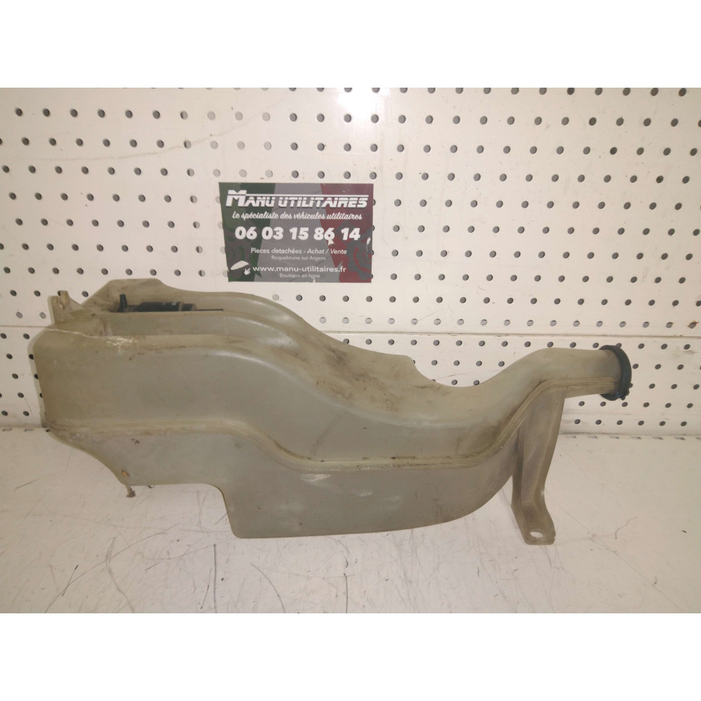 bocaux lave-glace Iveco 99/06 Ref : 500336393
