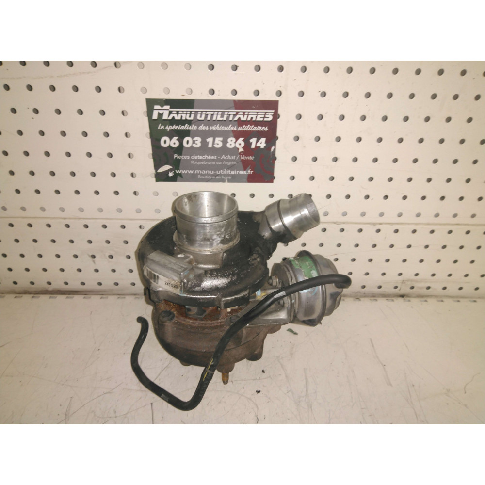 turbo trafic 2,0 dci  Ref : 8200347344