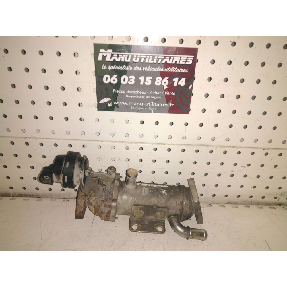 refroidisseur EGR trafic 2,0 dci  Ref : 8200340616