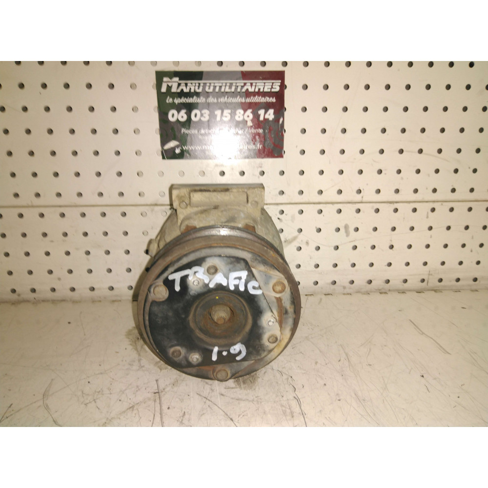 compresseur de climatisation trafic 1998-2001 Ref : 7700165765