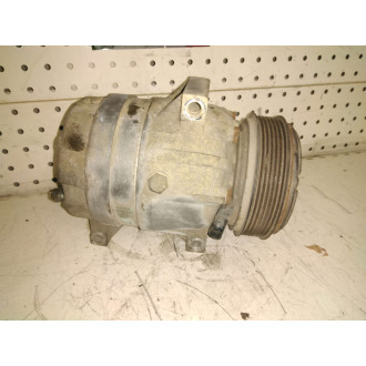 compresseur de climatisation trafic 1998-2001 Ref : 7700165765