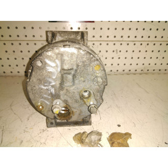 compresseur de climatisation trafic 1998-2001 Ref : 7700165765