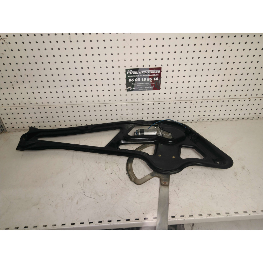 lève-vitre Sprinter électrique 2000-2006 Ref : 0 130 821 735