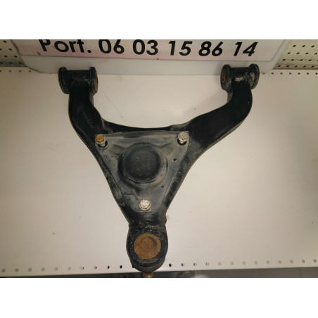 Triangle de suspension avant Sprinter Ref : 