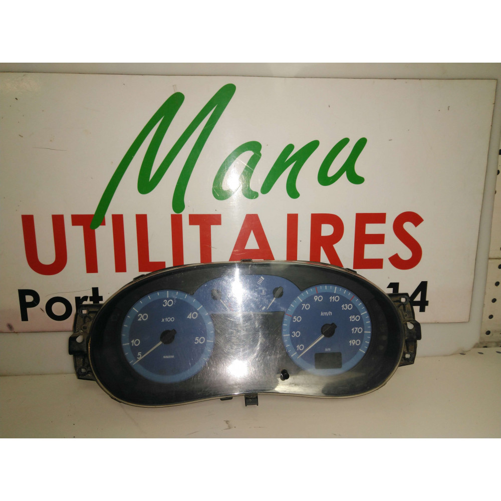 Compteur de vitesse Renault Master  Ref : P8200032765