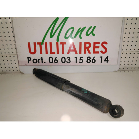 Amortisseur arrière droit Renault Master Ref : 814903560673