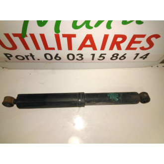 Amortisseur arrière droit Renault Master Ref : 814903560673