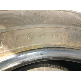 2 Pneus Ligttruck 215/65 R16C Ref : 