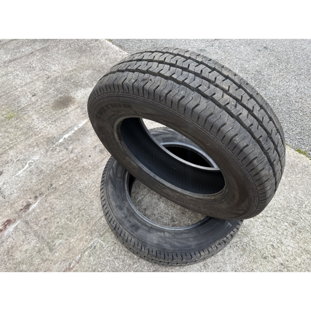 Paire de pneus Ovation V-02 Ref : 