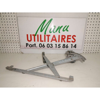 Leve vitre manuel droit Mazda bongo Ref : 