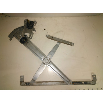 Leve vitre manuel droit Mazda bongo Ref : 