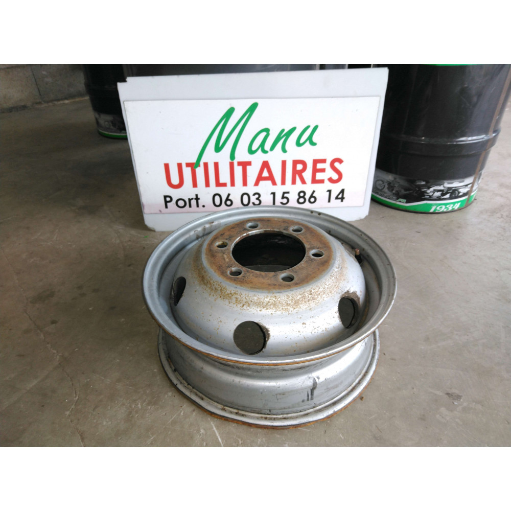 Jante Iveco dimension 16 pouces  Ref : 