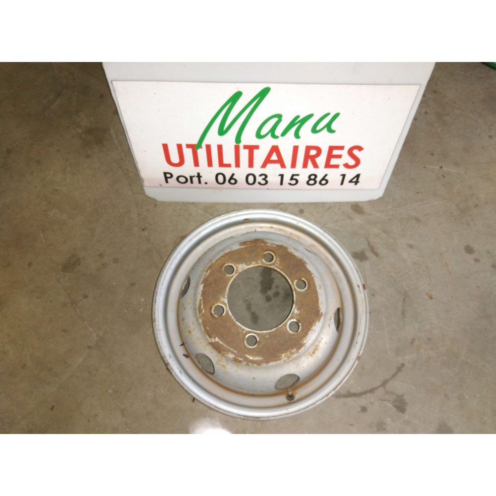 Jante Iveco 16 pouces Ref : 