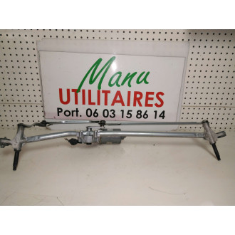 Moteur essuie glace avant Renault Master  Ref : 141409360
