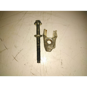 Bride a injecteur Renault Master  Ref : 