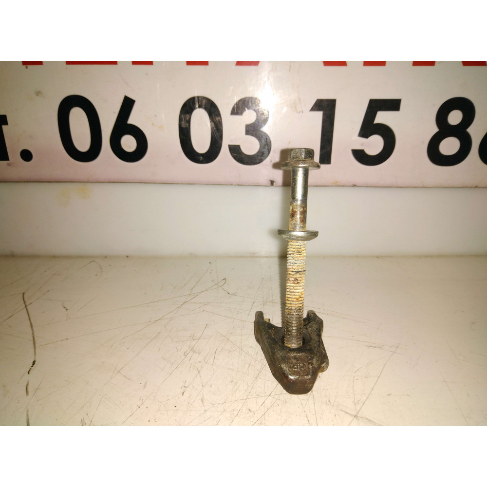 Bride a injecteur Renault Master