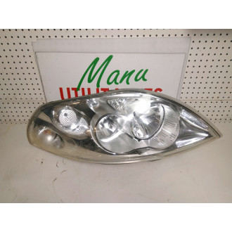 Phare avant droit Renault Master  Ref : 