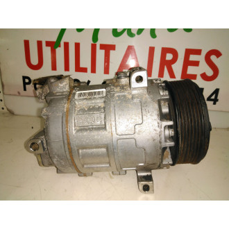 Compresseur de climatisation Renault Master  Ref : 8200848916