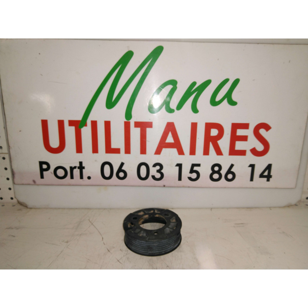 Poulie de pompe a eau Renault Master 2.3L Ref : 210511238R
