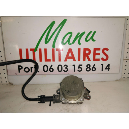 Pompe a vide Renault Master 2.3L Ref : 8201163444