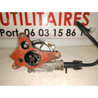 Pompe a vide Renault Master 2.3L Ref : 8201163444