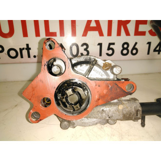 Pompe a vide Renault Master 2.3L Ref : 8201163444