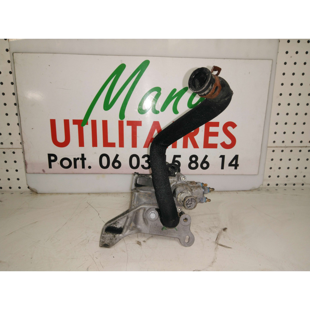 Pompe de circulation d'eau Renault master 2.3l Ref : 922371418R