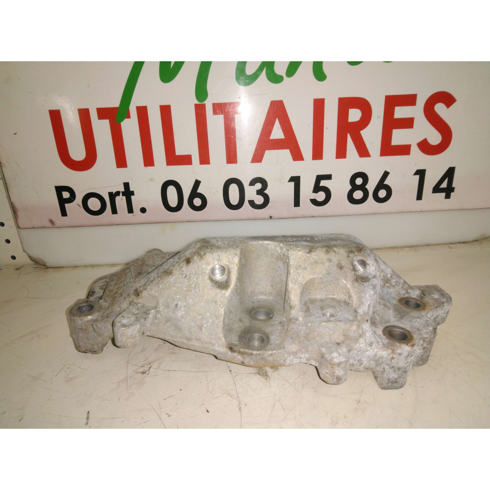 Support suspension moteur Master 3 Ref : 112310605R