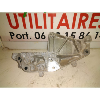 Support suspension moteur Master 3 Ref : 112310605R
