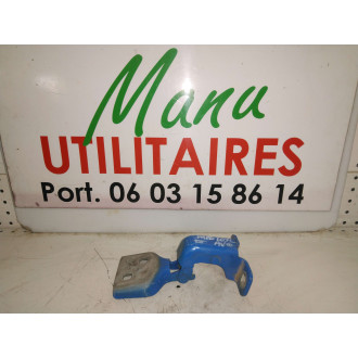 Charnière avant gauche Renault Master