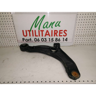 Triangle avant gauche Renault Master  Ref : 