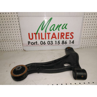 Triangle avant gauche Renault Master  Ref : 