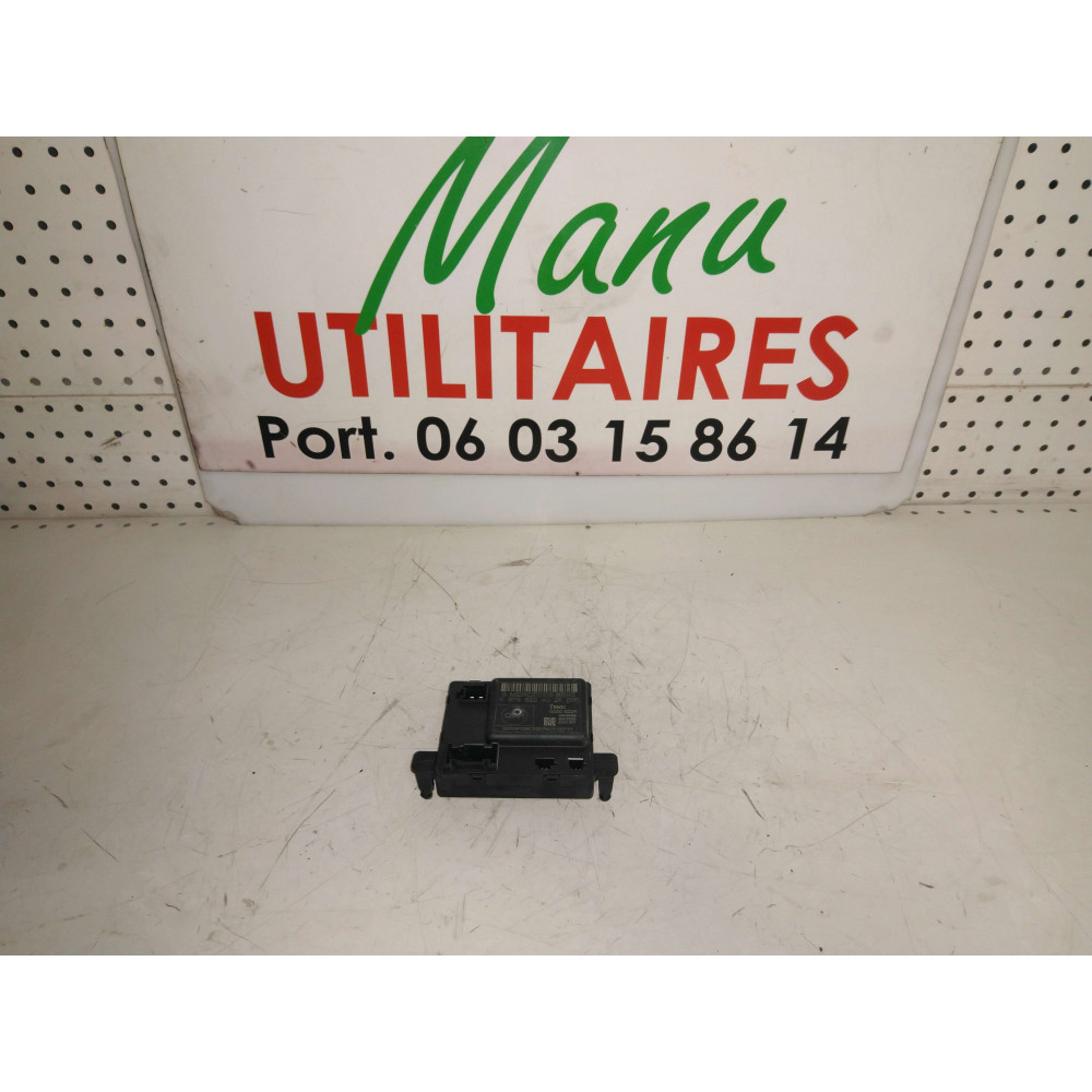 unité de commande module de porte sprinter année 2009 Ref : a9068204026