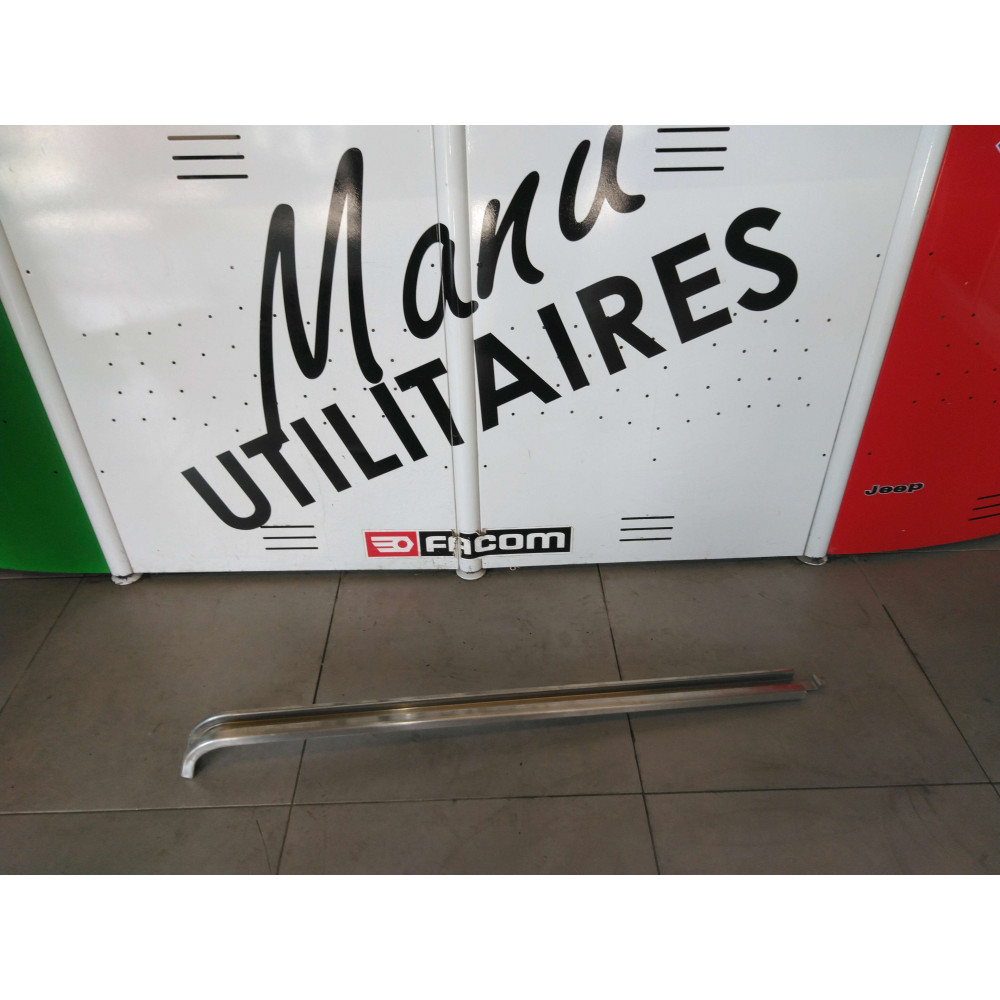 rail porte latérale boxer3 année 2010 Ref : 