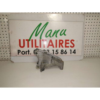 support moteur boxer 2.8 TDI Ref : 98473455