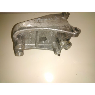support moteur boxer 2.8 TDI Ref : 98473455