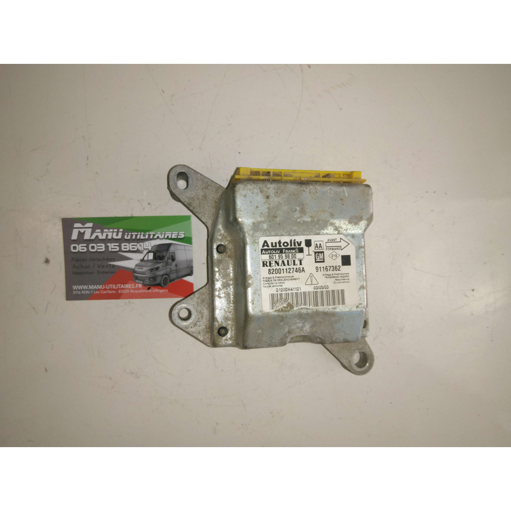 Contrôle Airbag Trafic Vivaro 02-14 Ref : 8200112746A