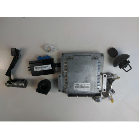 Calculateur Master Movano 2,2 dci 03-10 Ref : 0281010320
